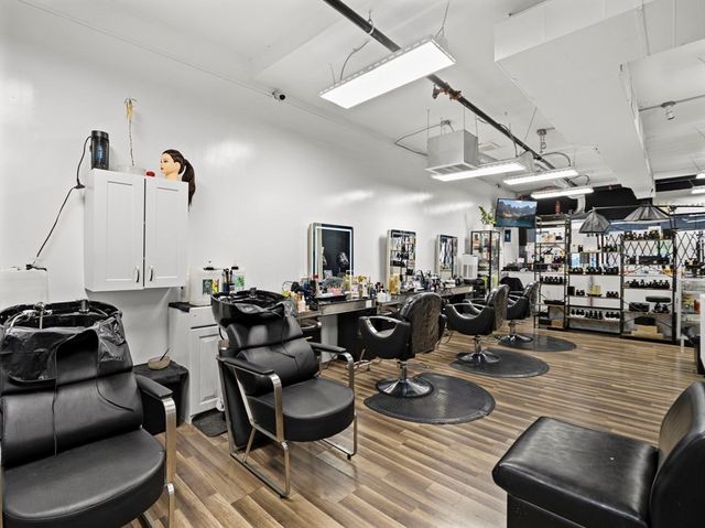 525 Broadway, Lawrence, MA 01841