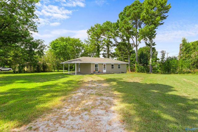 7929 County Road 41, Florence, AL 35633