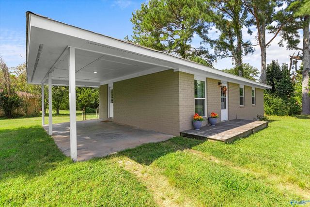 7929 County Road 41, Florence, AL 35633