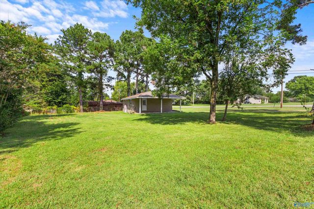 7929 County Road 41, Florence, AL 35633