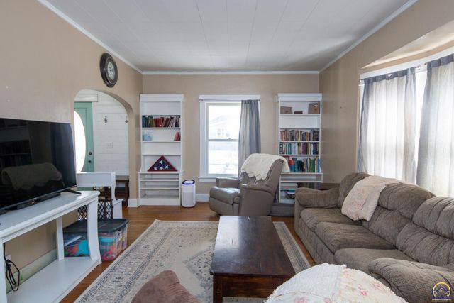 1405 Neosho St, Emporia, KS 66801