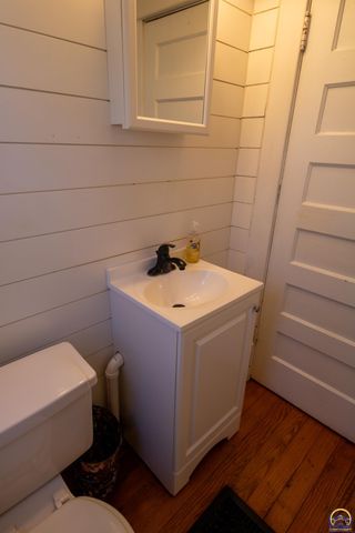 1405 Neosho St, Emporia, KS 66801