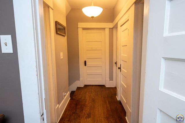 1405 Neosho St, Emporia, KS 66801