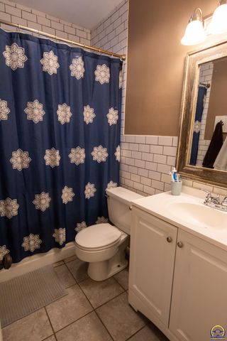 1405 Neosho St, Emporia, KS 66801