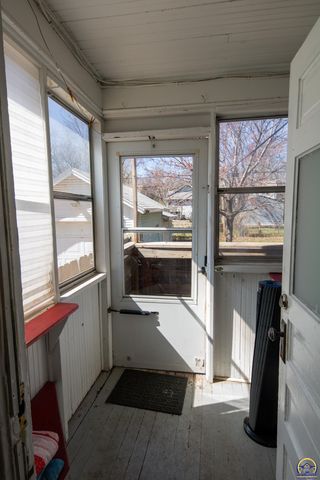 1405 Neosho St, Emporia, KS 66801