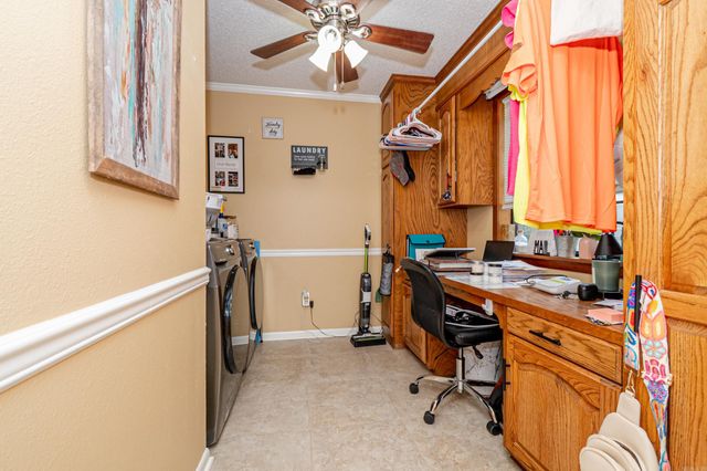 183 Southwood Dr, Camden, AR 71701