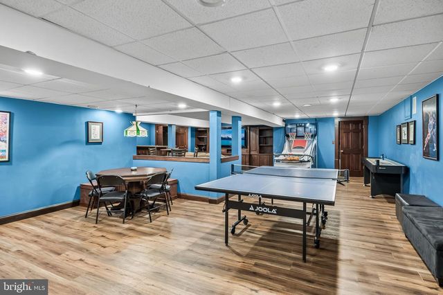 3 S LAKESIDE DR W, Medford, NJ 08055