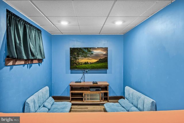 3 S LAKESIDE DR W, Medford, NJ 08055