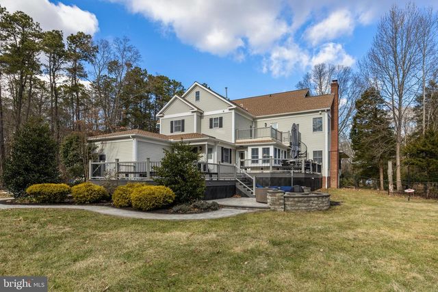 3 S LAKESIDE DR W, Medford, NJ 08055
