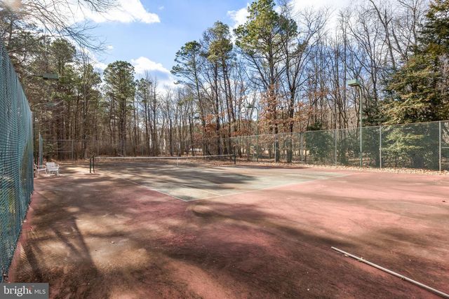 3 S LAKESIDE DR W, Medford, NJ 08055