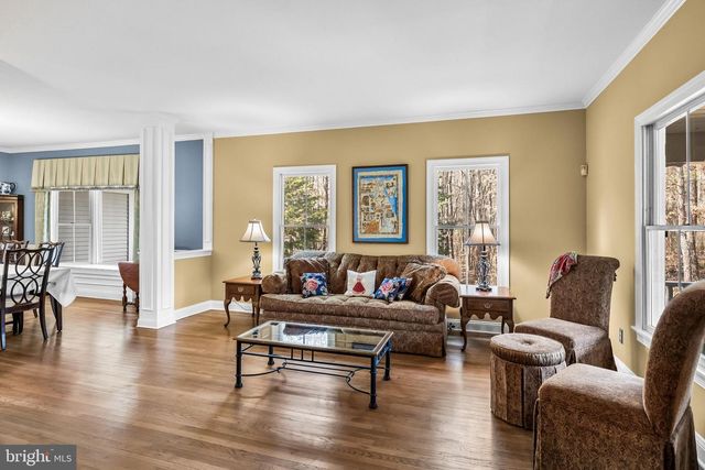 3 S LAKESIDE DR W, Medford, NJ 08055