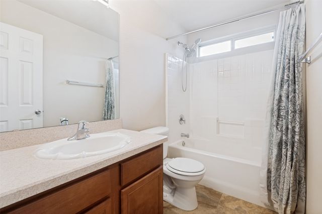 5891 Candlelight Lane, Grand Prairie, TX 75052
