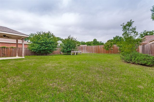 5891 Candlelight Lane, Grand Prairie, TX 75052