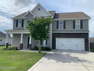509 Louvre Lane, Jacksonville, NC 28546