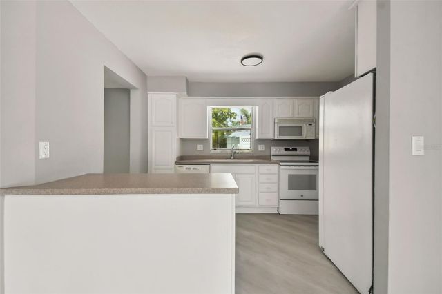 4411 3RD AVENUE E, Bradenton, FL 34208