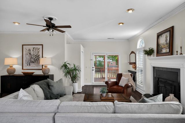 708 Dry Creek Rd, Smithville, TN 37166