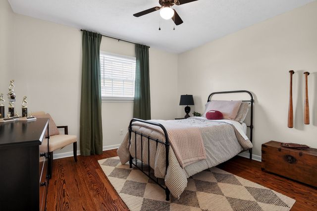 708 Dry Creek Rd, Smithville, TN 37166