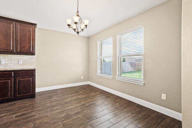 1208 Mary Ann Court, Tioga, TX 76271