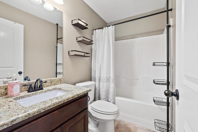 1208 Mary Ann Court, Tioga, TX 76271