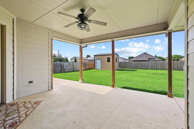 1208 Mary Ann Court, Tioga, TX 76271