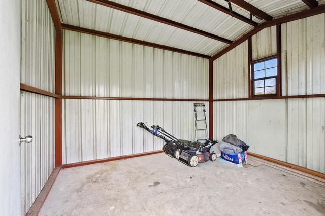 1208 Mary Ann Court, Tioga, TX 76271
