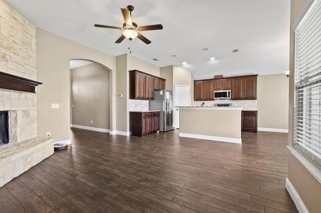 1208 Mary Ann Court, Tioga, TX 76271