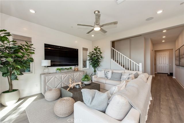 551 Serrano Summit, Lake Forest, CA 92630