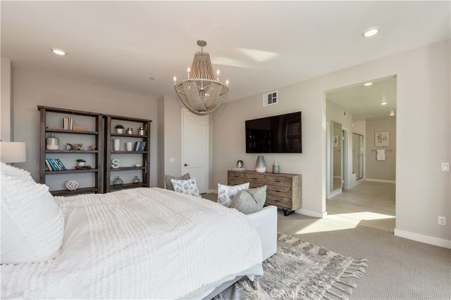 551 Serrano Summit, Lake Forest, CA 92630