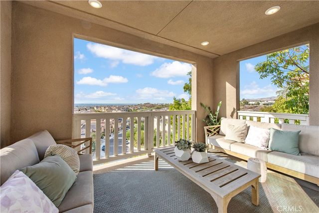 551 Serrano Summit, Lake Forest, CA 92630