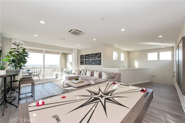 551 Serrano Summit, Lake Forest, CA 92630