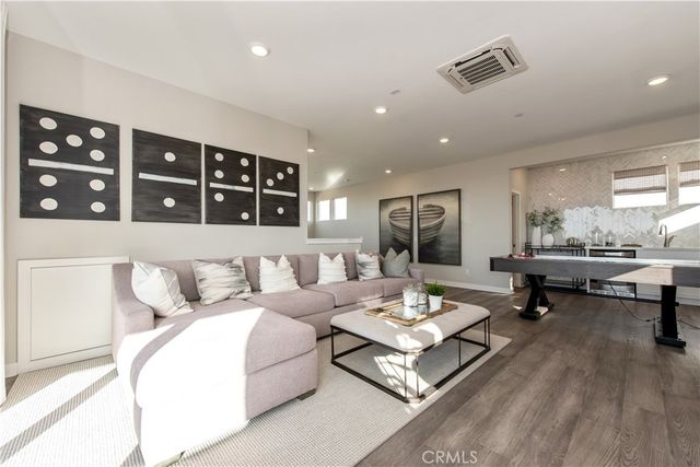 551 Serrano Summit, Lake Forest, CA 92630