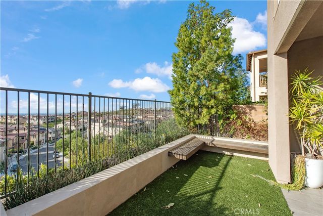 551 Serrano Summit, Lake Forest, CA 92630