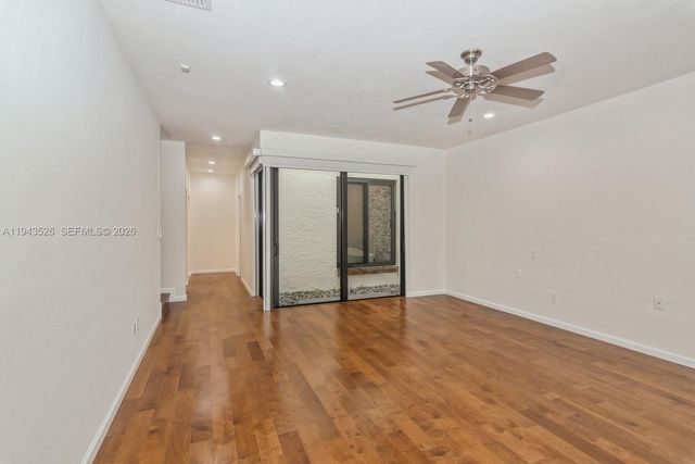 15405 SW 73rd Ct, Palmetto Bay, FL 33157