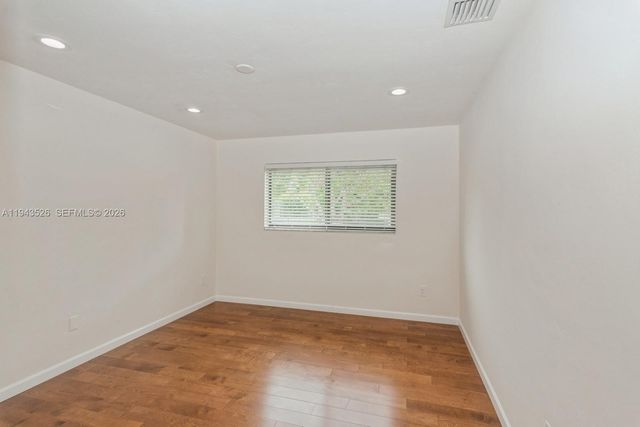 15405 SW 73rd Ct, Palmetto Bay, FL 33157