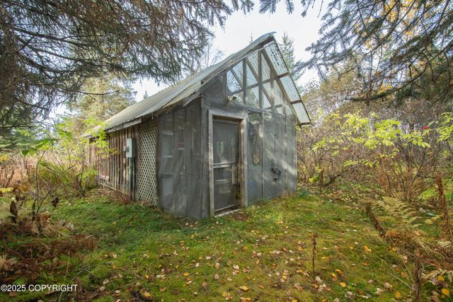 69783 Tipton Avenue, Anchor Point, AK 99556