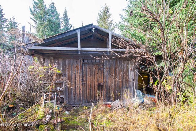 69783 Tipton Avenue, Anchor Point, AK 99556