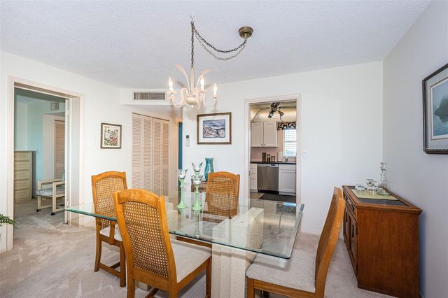 4725 COVE CIRCLE 808, St Petersburg, FL 33708