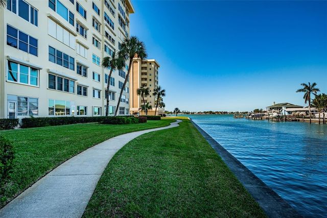 4725 COVE CIRCLE 808, St Petersburg, FL 33708
