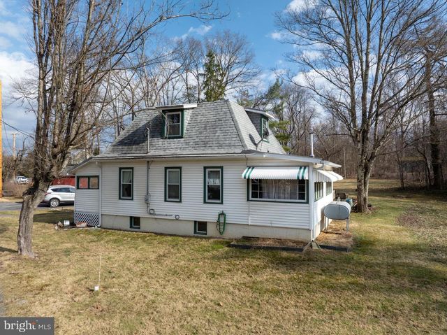 1658 LINGLE VALLEY RD, Milroy, PA 17063