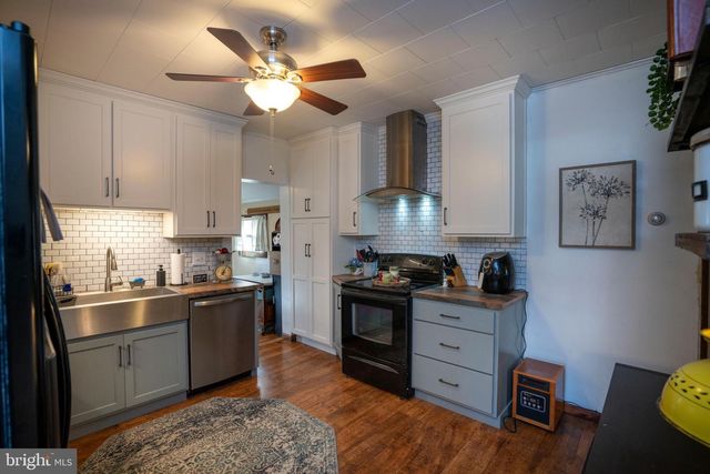 1658 LINGLE VALLEY RD, Milroy, PA 17063