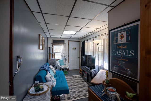 1658 LINGLE VALLEY RD, Milroy, PA 17063