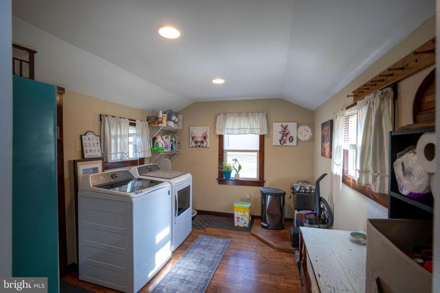 1658 LINGLE VALLEY RD, Milroy, PA 17063