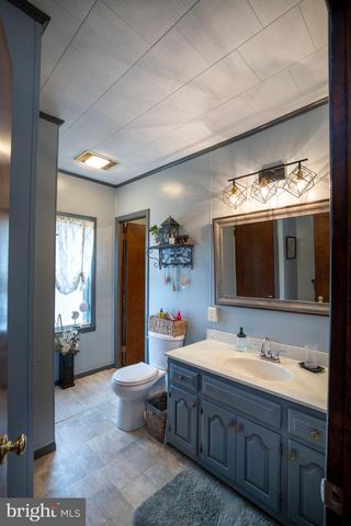 1658 LINGLE VALLEY RD, Milroy, PA 17063