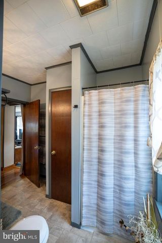 1658 LINGLE VALLEY RD, Milroy, PA 17063