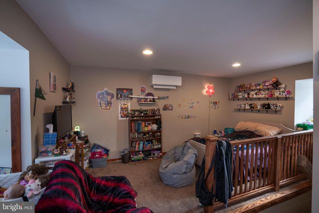 1658 LINGLE VALLEY RD, Milroy, PA 17063