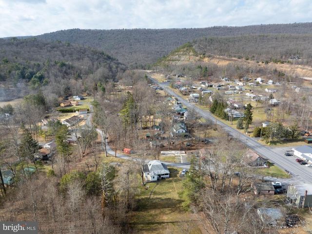 1658 LINGLE VALLEY RD, Milroy, PA 17063