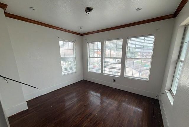 2421 Wilshire Street, Houston, TX 77023
