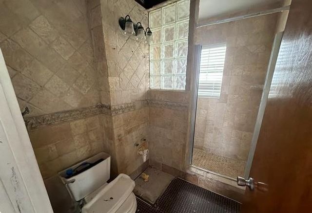 2421 Wilshire Street, Houston, TX 77023