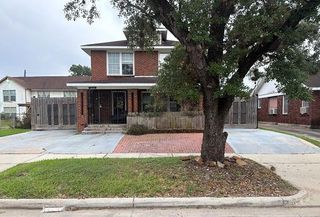 2421 Wilshire Street, Houston, TX 77023