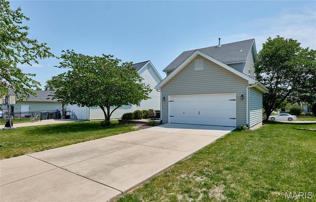 617 Grey Mountain Drive, O'fallon, MO 63368